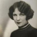 Shirley Mason - 454 x 577