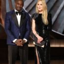 Idris Elba and Nicole Kidman - The 95th Annual Academy Awards (2023) - 408 x 612