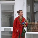 Arizona Muse – Spotted out and about in Notting Hill - 454 x 748