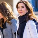 Kate Mddlwton – With Crown Princess Mary of Denmark at the Danner Crisis Centre in Copenhagen - 454 x 681