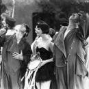 Now We're in the Air - Louise Brooks - 454 x 353
