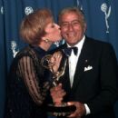 Carol Burnett and Tony Bennett - 454 x 441