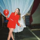 Elizabeth Gillies – Social pics - 454 x 568