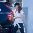 Kate Mara – Leaving her Pilates class in Los Angeles - 454 x 681