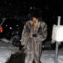 Khloe Kardashian – Arrives for dinner in Aspen