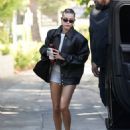 Hailey Baldwin – Rocks in Short Shorts After Workout Session with Zoe Kravitz in LA