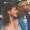 Paul Bettany and Emily Mortimer
