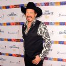 Kix Brooks - 353 x 594