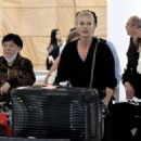 Sarah Murdoch – Arriving at Sydney International Airport - 454 x 324