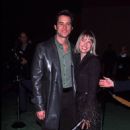 Jim Carrey and Renee Zellweger - 454 x 702