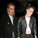 Kristen Stewart – With Dylan Meyer return home - 454 x 681