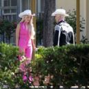 Margot Robbie – With Ryan Gosling on the set of ‘Barbie’ in Brentwood