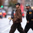 Elizabeth Olsen – With her husband Robbie Arnett stroll together in New York - 454 x 569