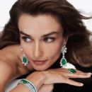 Graff Holiday Jewelry 2025 Campaign - 454 x 587
