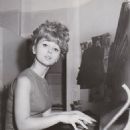 France Anglade - 454 x 653