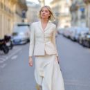Elsa Hosk – Heading to the Christian Dior show in Paris - 454 x 605