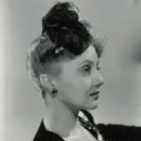 Diana Lewis - 454 x 551