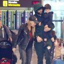 Gerard Pique and Shakira: airport look