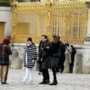 Bella Thorne – With her fiance Benjamin Mascolo went to Versailles - 454 x 287