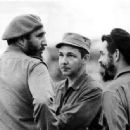 Fidel Castro, Raul Castro, Ernesto 'Che' Guevara - 454 x 335