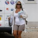 Billie Faiers – Seen back from holiday in Essex - 454 x 625