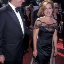 Gillian Anderson - The 50th Annual Primetime Emmy Awards (1998) - 442 x 612