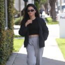 Jenna Dewan – Heads to hair salon in Beverly Hills for a pampering session - 454 x 680