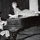 Gilbert Bécaud and Brigitte Bardot - 454 x 314