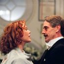 Jeremy Irons and Annette Bening