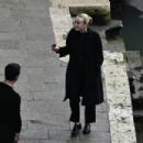 Dakota Fanning – Filming scenes with British Actor Andrew Scott in Venice for ‘Ripley’ - 454 x 303