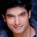 Actor Sharad Malhotra Pictures - 300 x 400