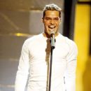 Ricky Martin - The 41st Annual Grammy Awards (1999) - 409 x 612