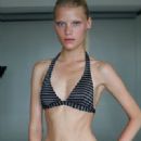 Francina Models - Barcelona    Polaroid - 330 x 500