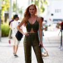Summer Rae – Arrives at Pretty Little Thing’s fashion show in Miami Beach - 454 x 681