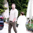 Jennifer Lopez – With Ben Affleck check out a house in Pacific Palisades