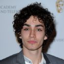 Robert Sheehan