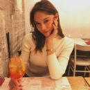 Polina Borodina – Social media - 454 x 498