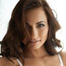 Michaela Isizzu