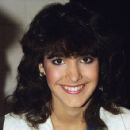 Danielle Brisebois - 424 x 612