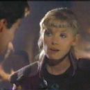 Marjorie Monaghan as JoJo in Space Rangers S01E05 - To Be Or Not To Be - 320 x 239
