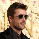 Glenn Powell - The 82nd Golden Globe Awards (2025)