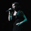 Tina Arena Performs On Stage At The Sydney Opera House In Sydney, Australia 2008-01-02 - 454 x 662
