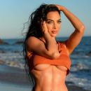 Shahira Barry – Bikini PhotoShoot in Malibu - 454 x 630