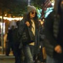 Katie Holmes – Shopping in New York