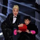 Lady Gaga and Liza Minelli -  The 94th Annual Academy Awards (2022) - 454 x 562