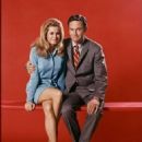 Elizabeth Montgomery and Dick Sargent - 454 x 575