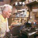 *batteries not included - Jessica Tandy - 454 x 324