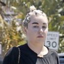 Amanda Bynes – On a stroll in streets of Los Angeles - 454 x 681