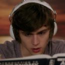 Parenthood - Miles Heizer