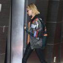 Hailey Baldwin – Heads to a medical building in Hollywood